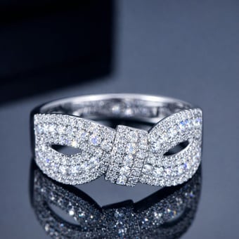 Bague Mandalay I Noeud Or blanc, Diamant