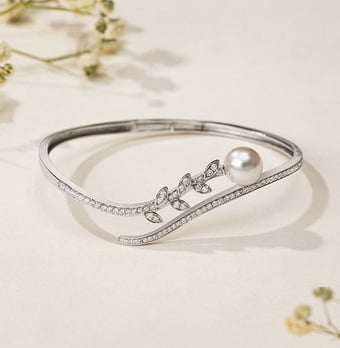 Bracelet Jonc Symphonie Nuptiale - Perle Akoya, Or Blanc, Diamants