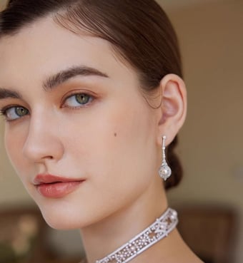 Boucles d'Oreilles Art Déco en Or Blanc 18 Carats et Perles Akoya - Géométria Préciosa