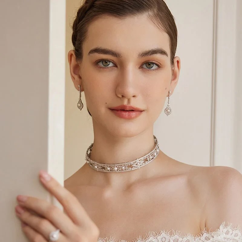 Collier Or 18 Carats Avec Perle Et Diamants 0,20 Carat - 11,02 G - Bijou Occasion Luxe
