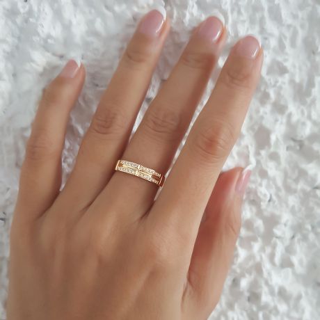 Alliance biseautée femme - Or jaune - Pavage Diamants