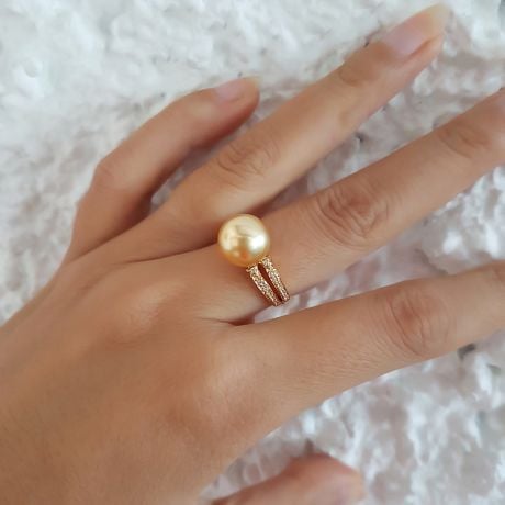 Bague des Australes - Perle d'Australie dorée - Or jaune, diamants