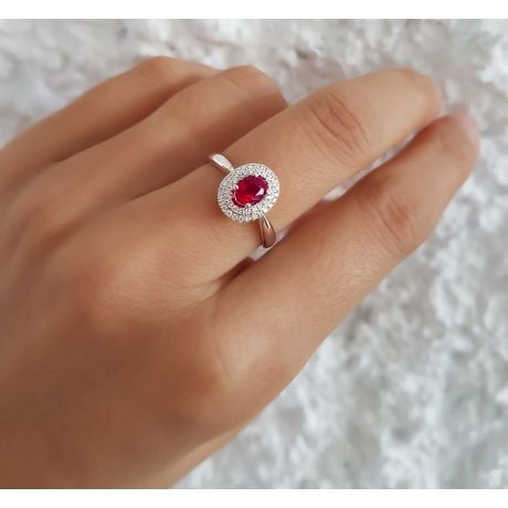 Bague de fiançailles rubis diamants et or blanc - Forme ovale