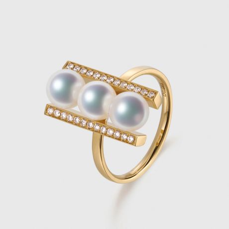 Bague 3 perles Akoya. Monture rail. Or jaune, Diamants