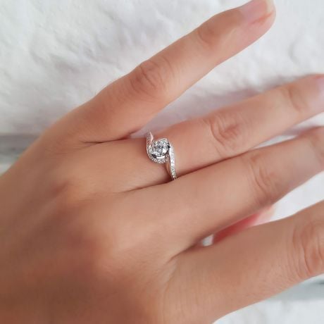 Bague A une Madone Platine