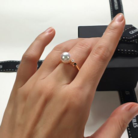 Bague Or jaune. Duo Perle Akoya et Diamant serti