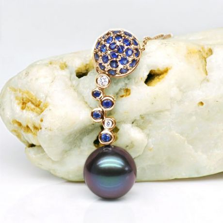 Pendentif boule de saphirs - Diamants - Perle de Tahiti, or jaune