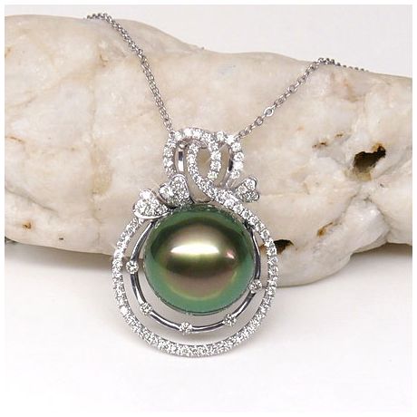 Pendentif 3 coeurs - Amour - Perle de Tahiti - Or blanc, diamants