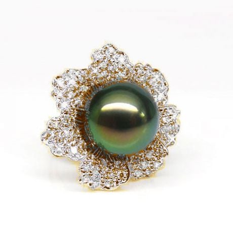 Bague perle de Tahiti - Pétales, fleur pavée de diamants - Or jaune