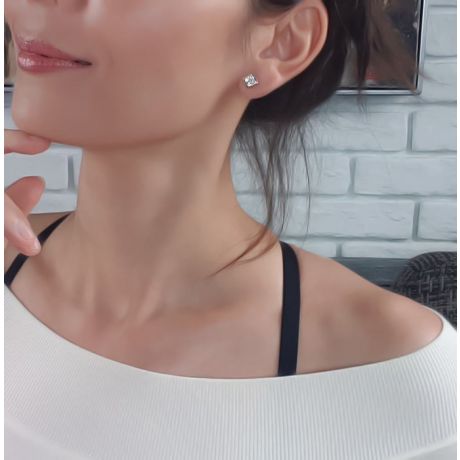 Boucles puces diamants princesse 0.40ct. Platine. Personnalisable