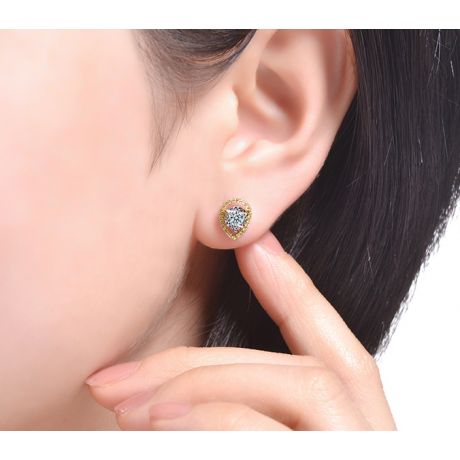 Boucles Oreilles Or jaune diamants 0.32ct. Forme goutte