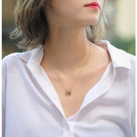 Pendentif mon Chou. Cylindre Or jaune et Diamants