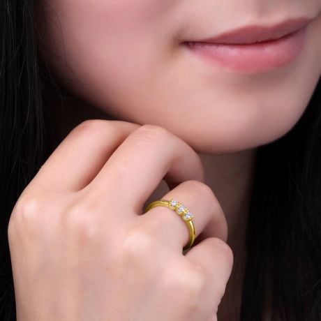 Bague trilogie moderne - Diamants 0.12ct, or jaune 18cts