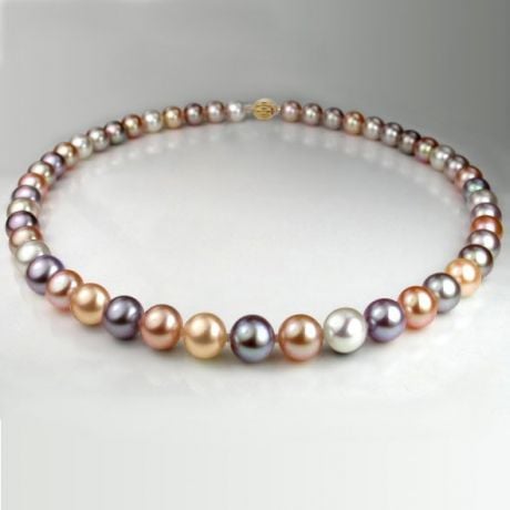 Parure Suggestive