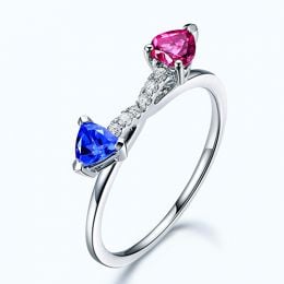 Bague croisée des chemins. Or blanc et saphirs