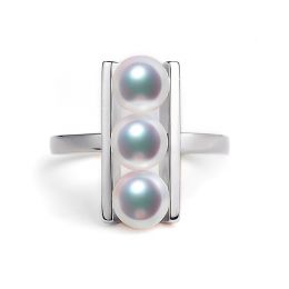 Bague 3 perles Akoya alignées et or blanc 18 carats