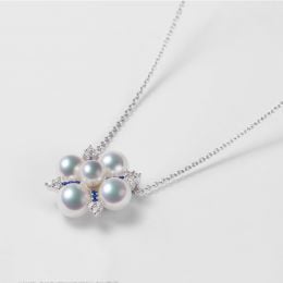 Pendentif Voyage stellaire I Perle Akoya Or blanc Diamant Saphir