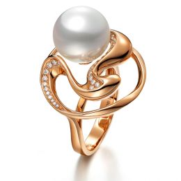 Bague fleur de pêcher - Or rose et perle blanche des mers du