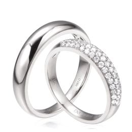 Alliances duo bombées Platine. Sertissage diamants