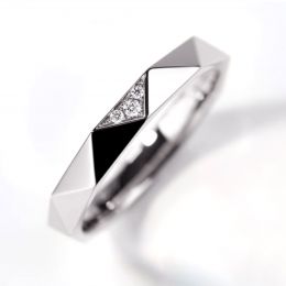 Alliance Triangulaire Homme Or Blanc 18cts et Diamants