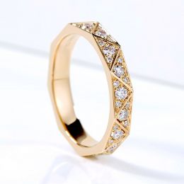 Alliance Triangulaire en Or Jaune 18 Carats & Diamant