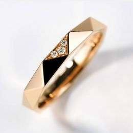 Alliance Triangulaire Homme Or Jaune 18cts et Diamants