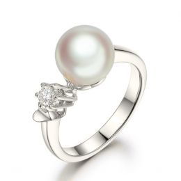 Bague Or blanc. Duo Perle Akoya et Diamant serti