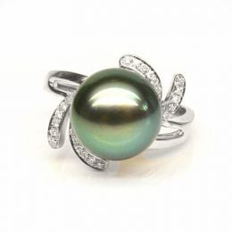 Bague fleur or blanc - Perle de Tahiti - Diamants enchassés
