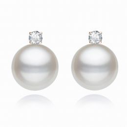 Boucles Castelli. Perle blanche 9/9.5 mm, Diamants, Or rose