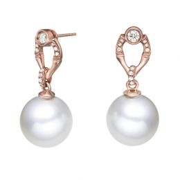 Boucles Otatea. Perle blanche 9/9.5 mm, Diamants, Or rose