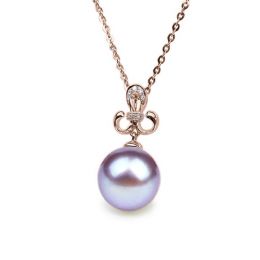 Pendentif Armoiries noblesse. Perle lavande 10/10.5 mm, Diam