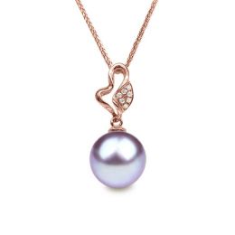 Pendentif Jeune pousse printanière. Perle lavande 10/10.5 mm