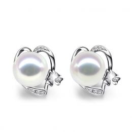 Boucles d'oreilles clous - Perles Akoya - Or blanc et Diamants