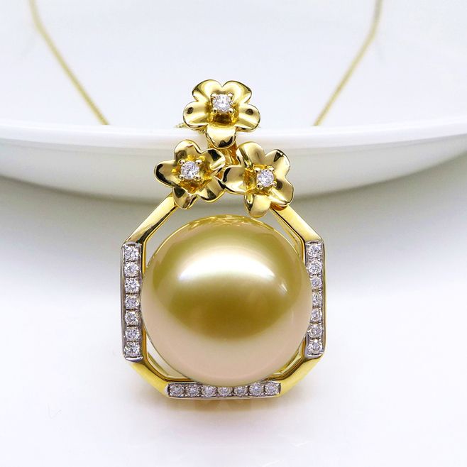Pendentif Parfum précieux