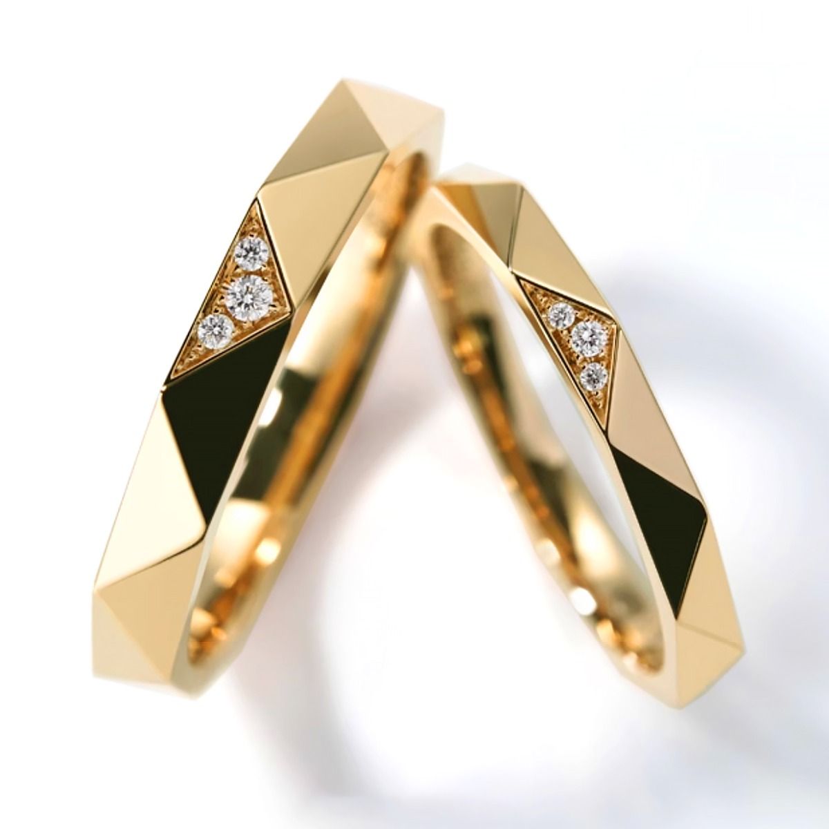 Anello Triangulaire III & IV