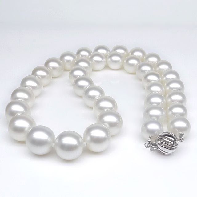 Collier Astrid