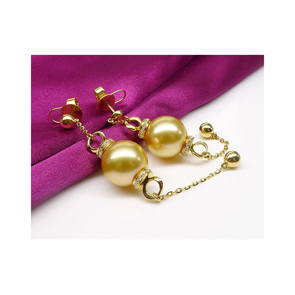 Pendants d'oreilles. Chainettes Or jaune, perles d'Australie dorée et diamants - 5