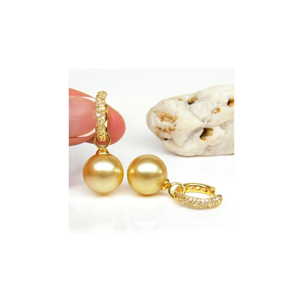 Dormeuses anneaux or jaune diamants pavés - Perles Australie - 3