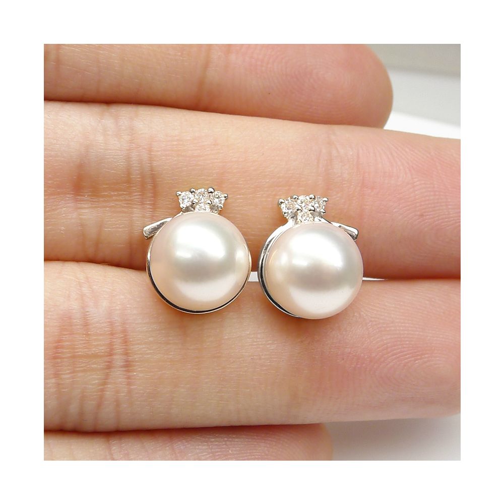 Clous d'oreilles chapeau demoiselle en perles - Or blanc, diamants - 2