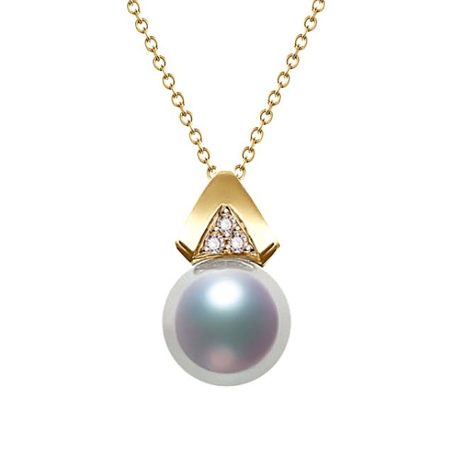 Pendentif triangulaire perle Akoya du Japon, Or jaune et diamants 