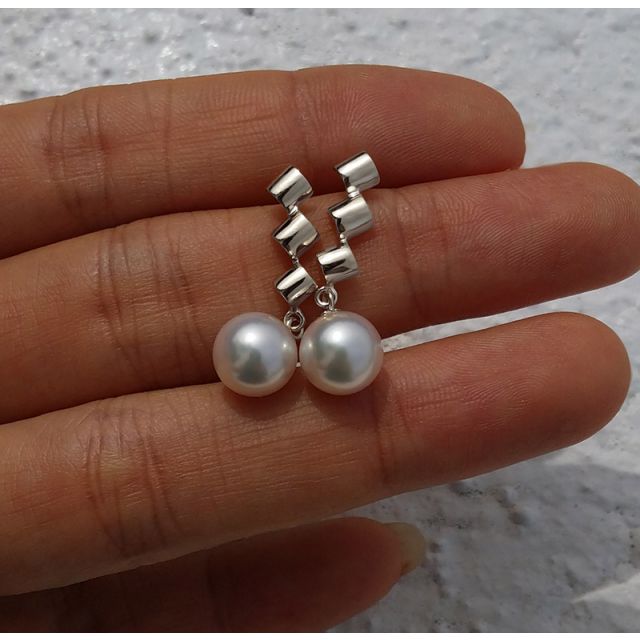 Boucles d'oreille pendantes or blanc - perles Akoya de culture Japon