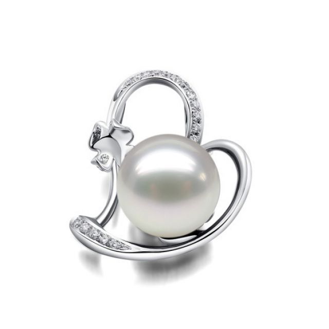 Pendentif perle d'Australie or blanc et diamant - Coeur de trèfle