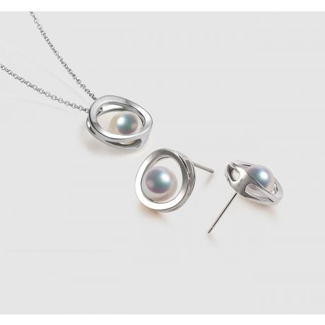 Pendentif et Boucles Himiko. Perles Akoya, Or blanc, diamants. 