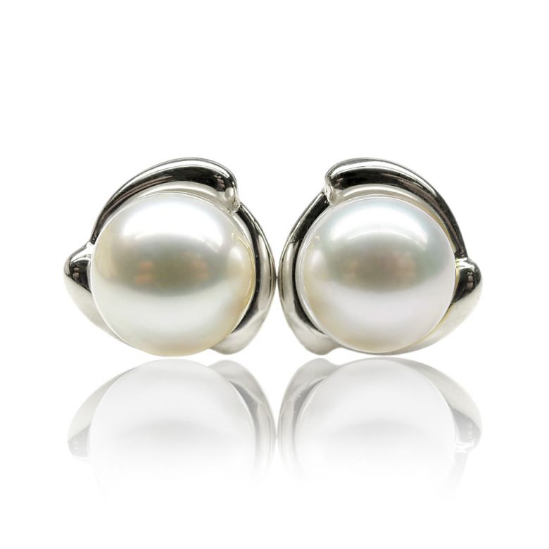 Boucles d'oreilles style classique - Perles de culture, or blanc - 1
