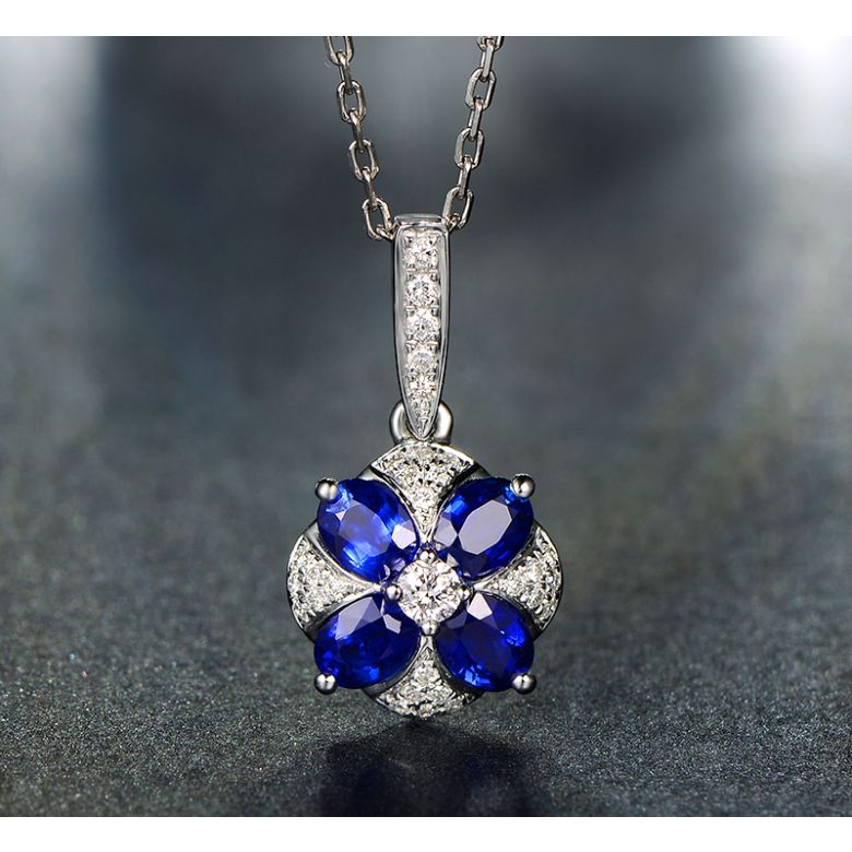 Pendentif solitaire fleur bleue. Or blanc, saphirs et diamants - 10