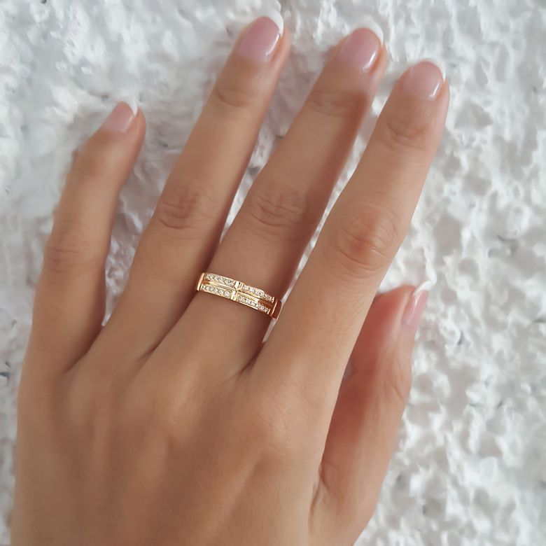 Alliance biseautée femme - Or jaune - Pavage Diamants - 2