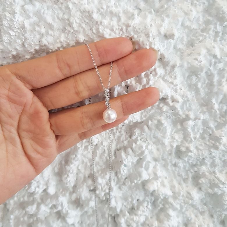 Pendentif danse du serpent. Perle Akoya, Or blanc, diamants. - 8