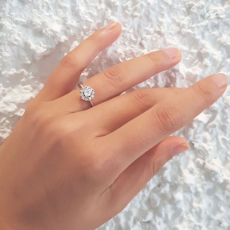 Bague Or Blanc Solitaire - Coeur Caillouté - Diamants pavés | Coeur Caillouté - 3