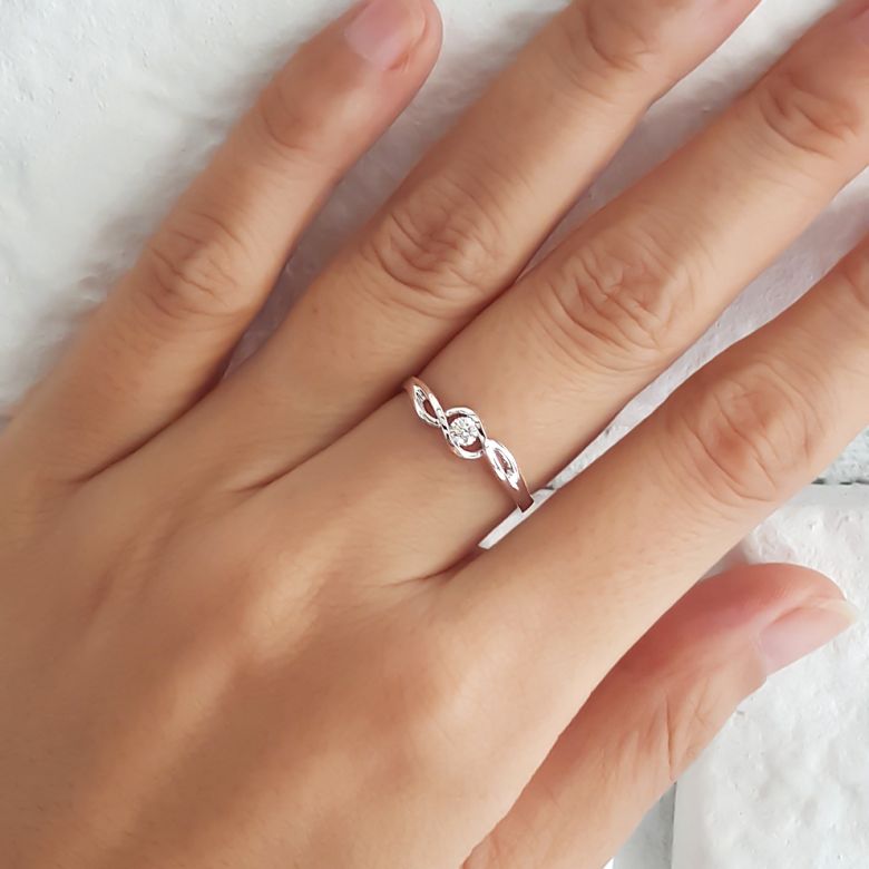 Solitaire Taylor - Diamant Maille Croisée - Or Blanc | Gemperles - 5