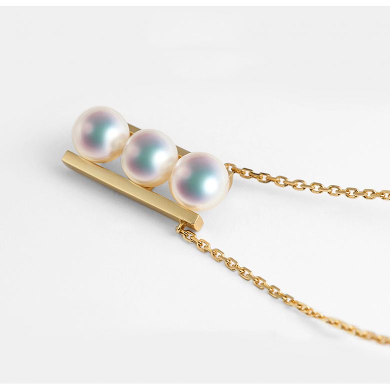 Pendentif 3 perles Akoya et or jaune. Disposition rail. Takana - 7
